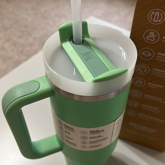 NWT Stanley Quencher H2.0 Flowstate Tumbler 30 oz in Jade - Picture 7 of 7